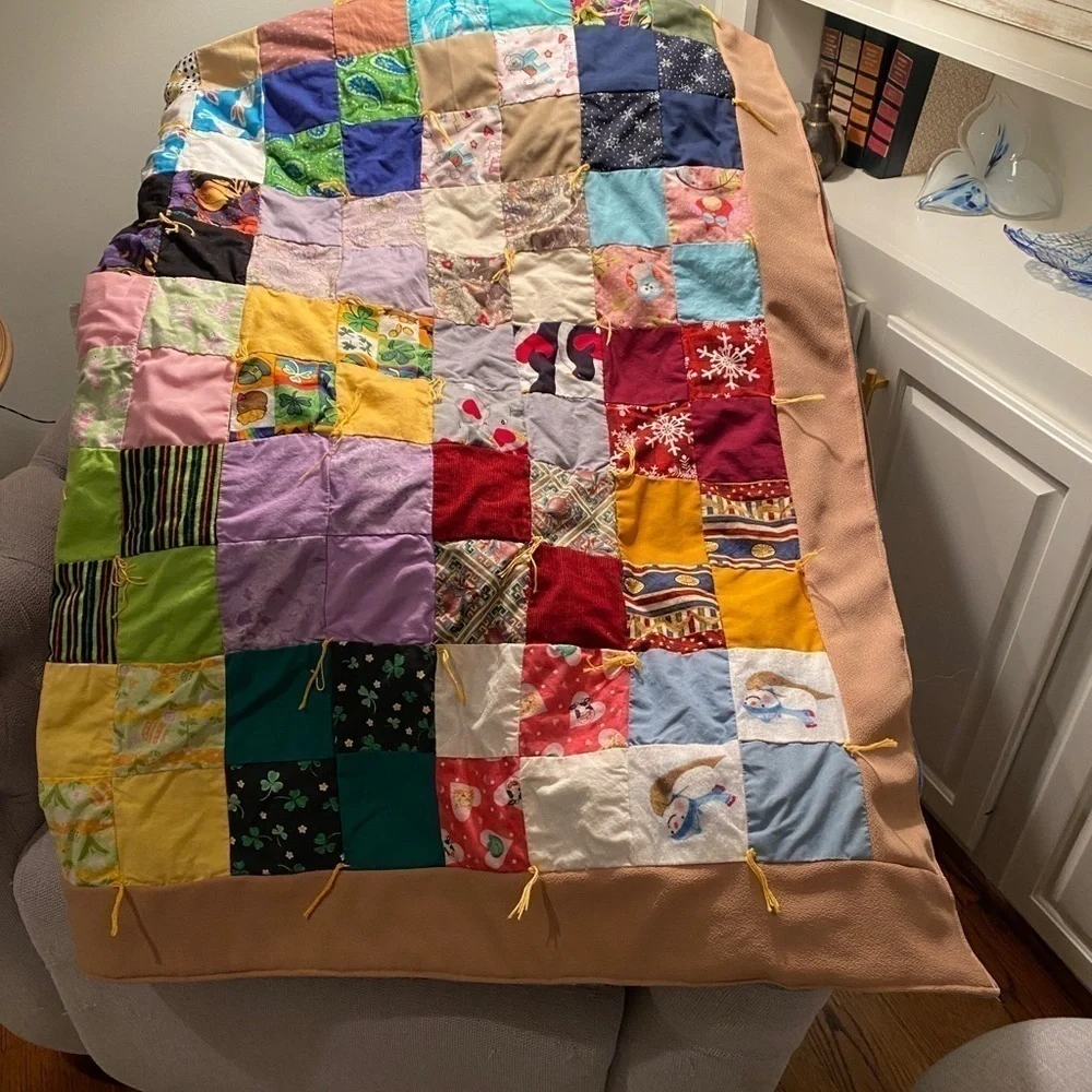 Patchwork Tied Cottagecore Quilt w/a Winter Blue Snowman Scene on Backside